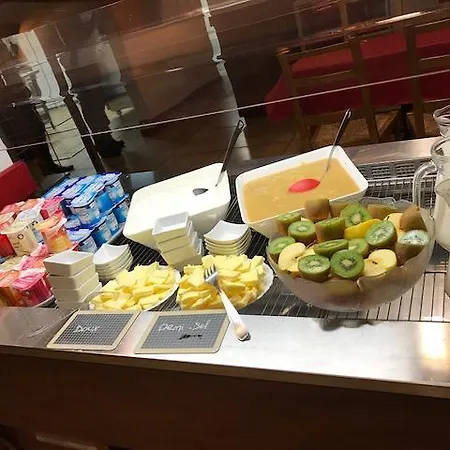 Village Le Savoy Szálloda 2*