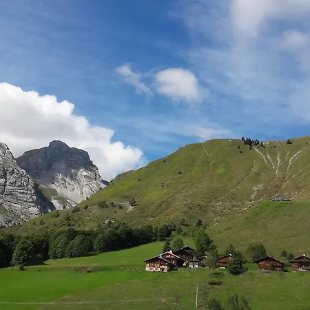 Szálloda Village Le Savoy 2*