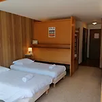 Village Le Savoy فندق