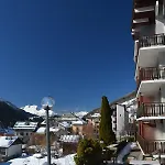 Village Le Savoy فندق