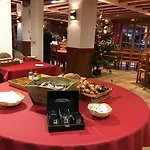 Village Le Savoy فندق