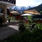 فندق Village Le Savoy 2*