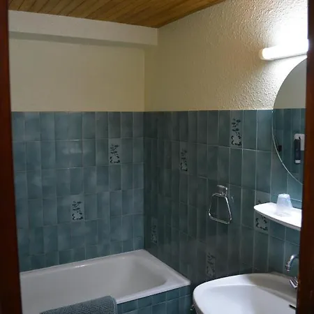 Village Le Savoy فندق